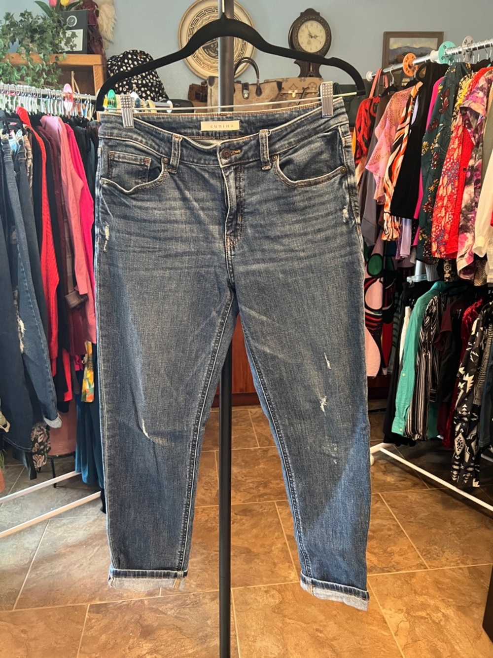 eunina Medium Blue Distressed Ankle Jeans